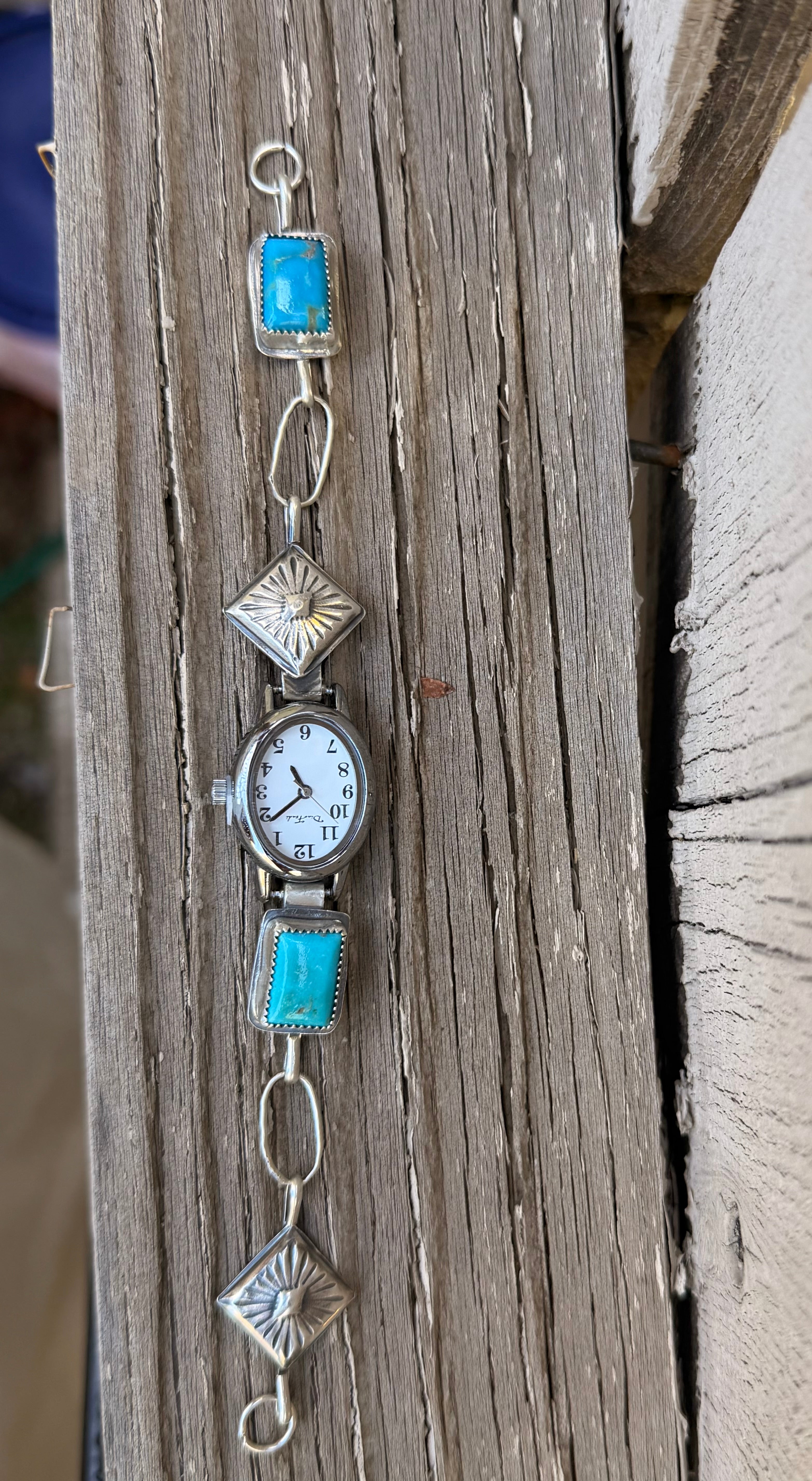 Turquoise time keeper
