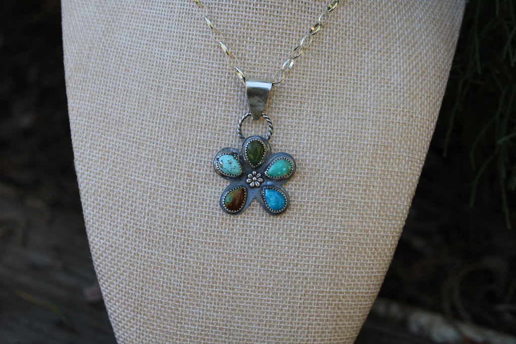 Turquoise flower pendant