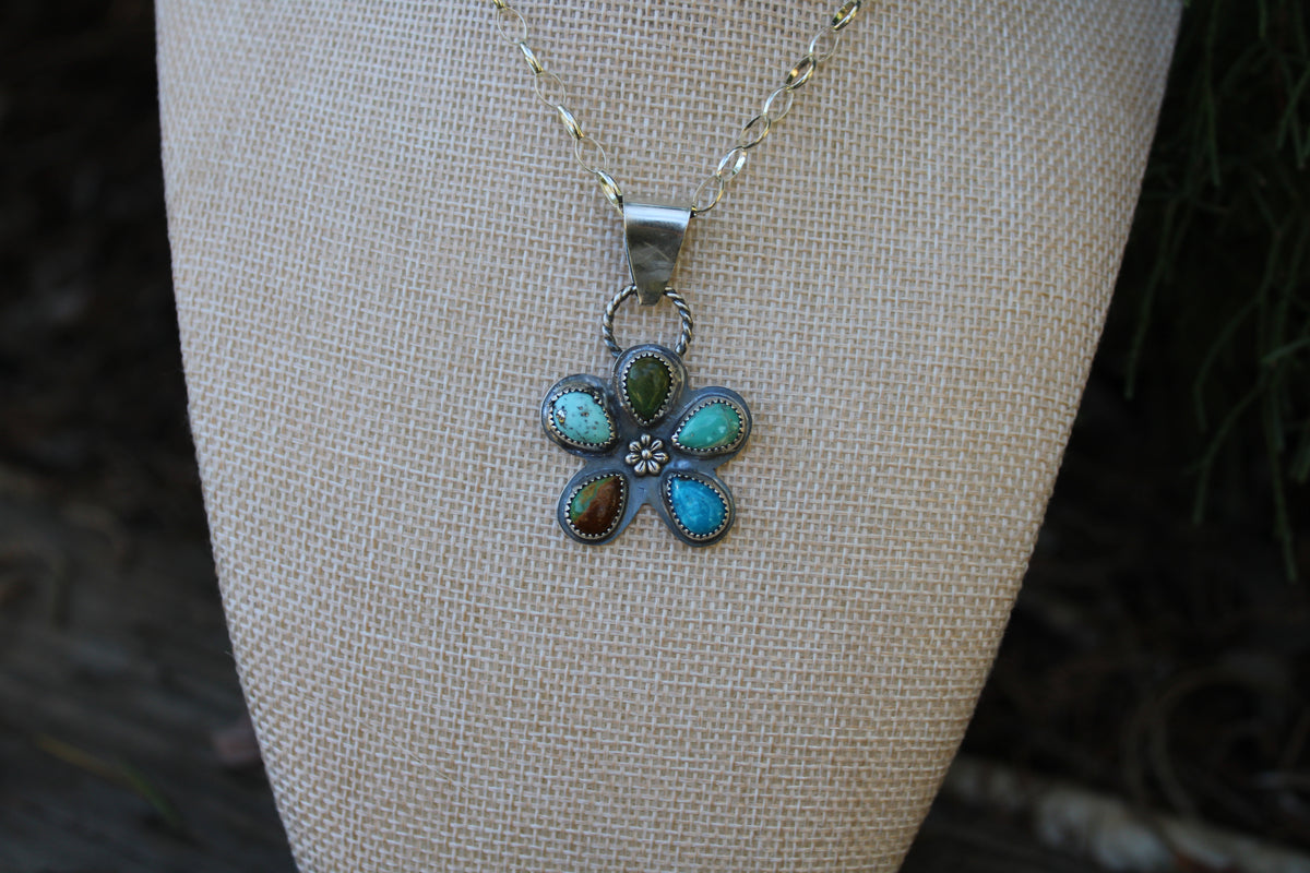 Turquoise flower pendant