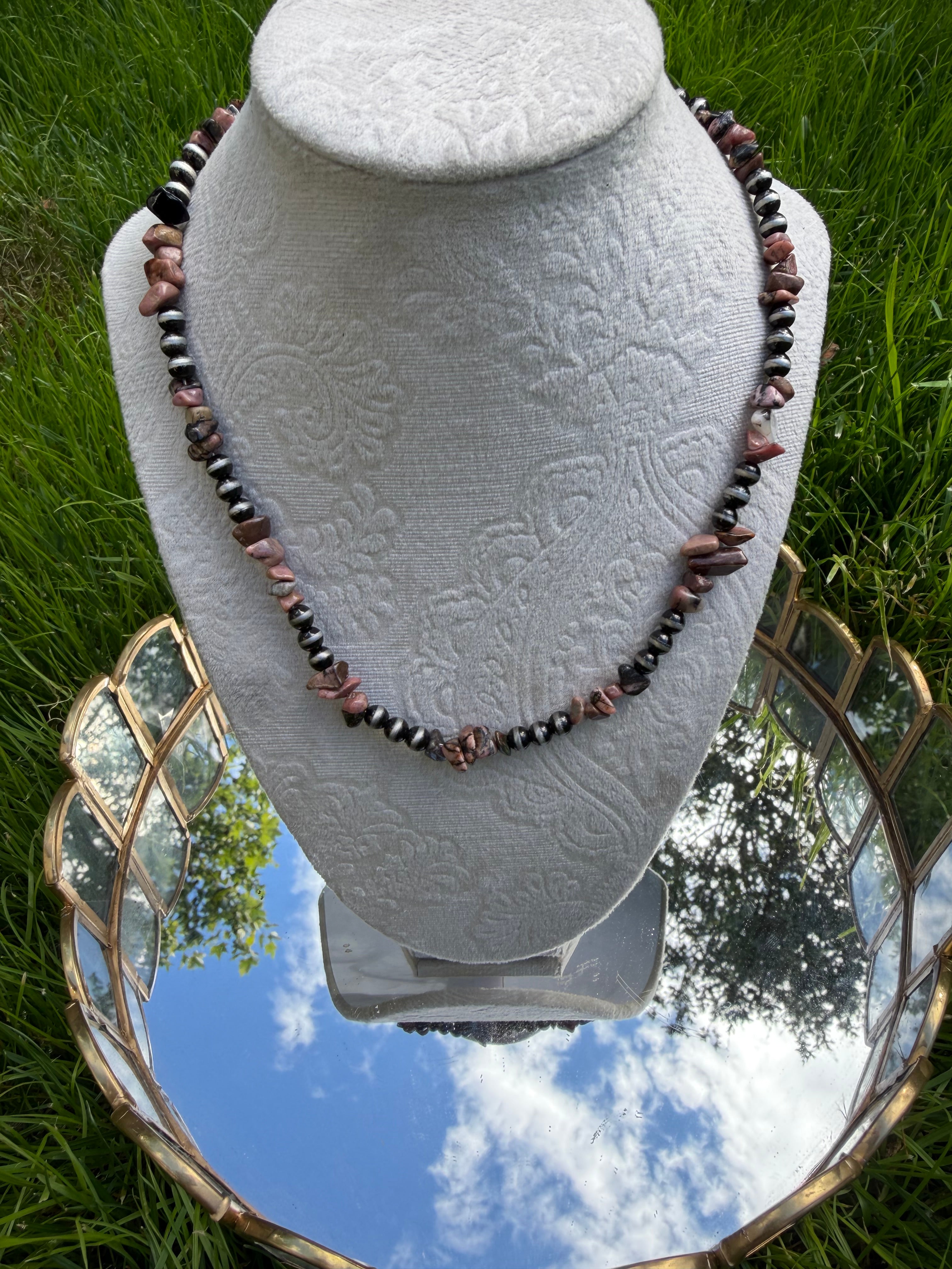 pink rhodonite beaded necklace 18"