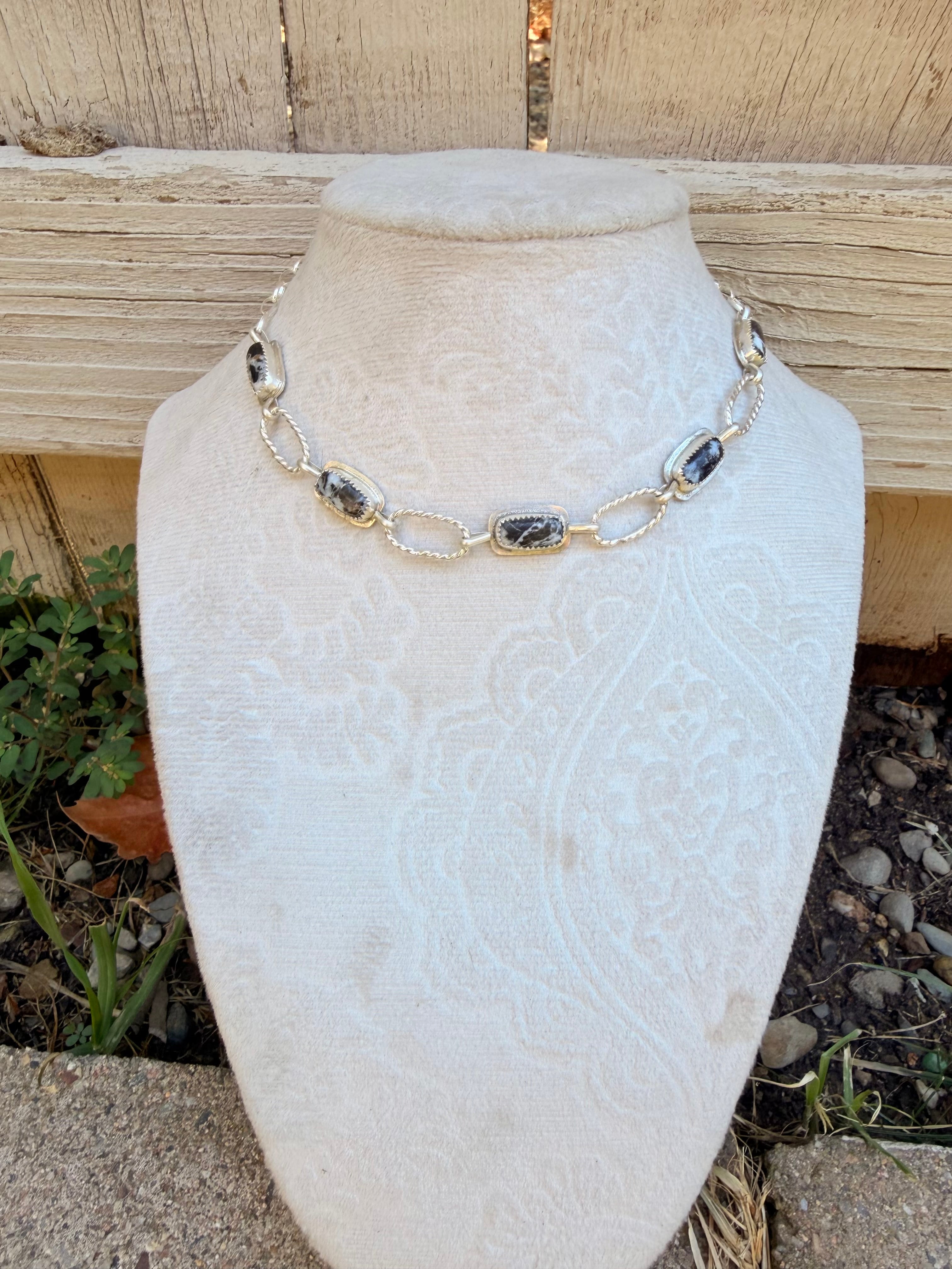 White buffalo choker