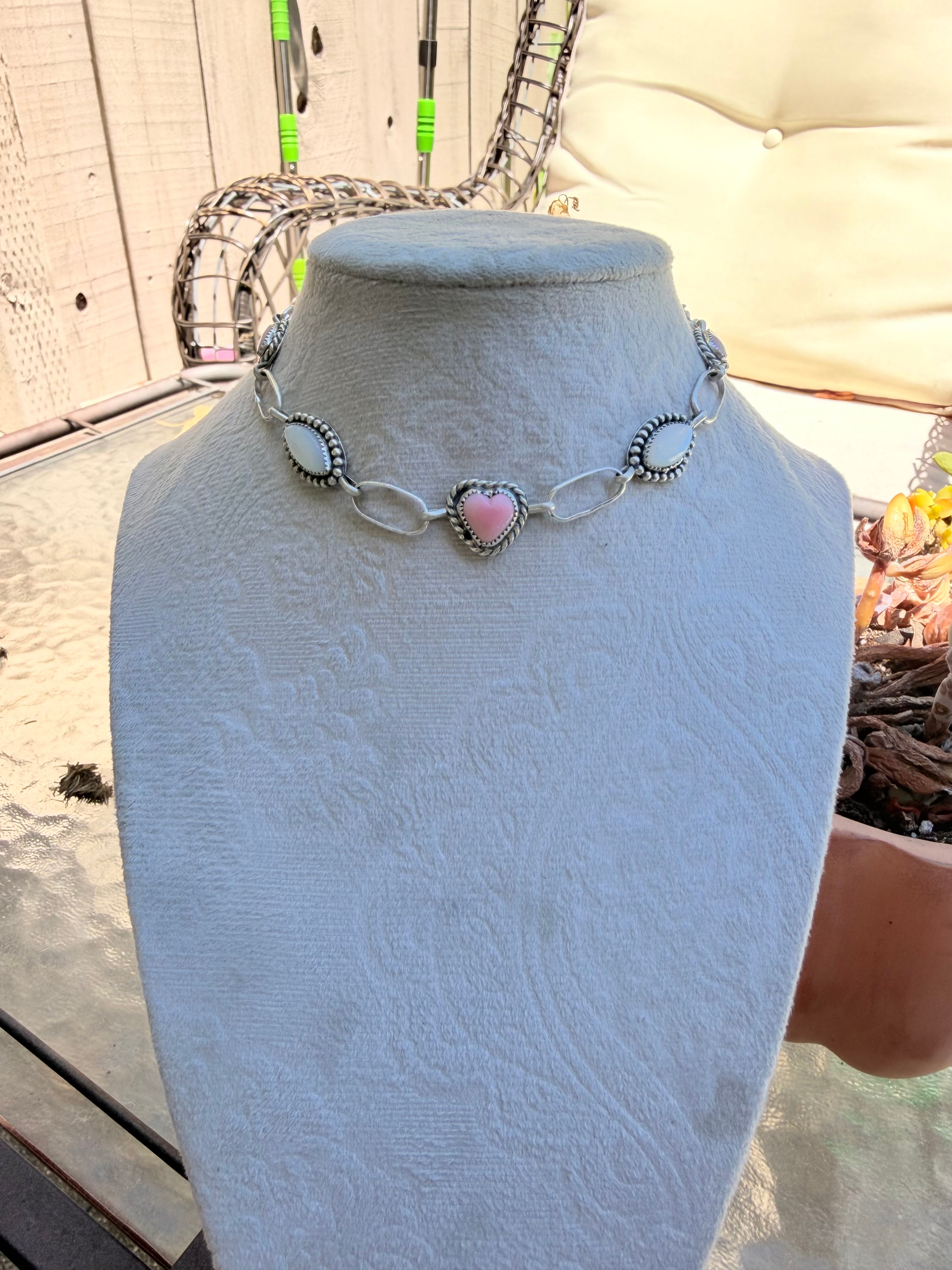 Pink conch and mother of pearl choker
