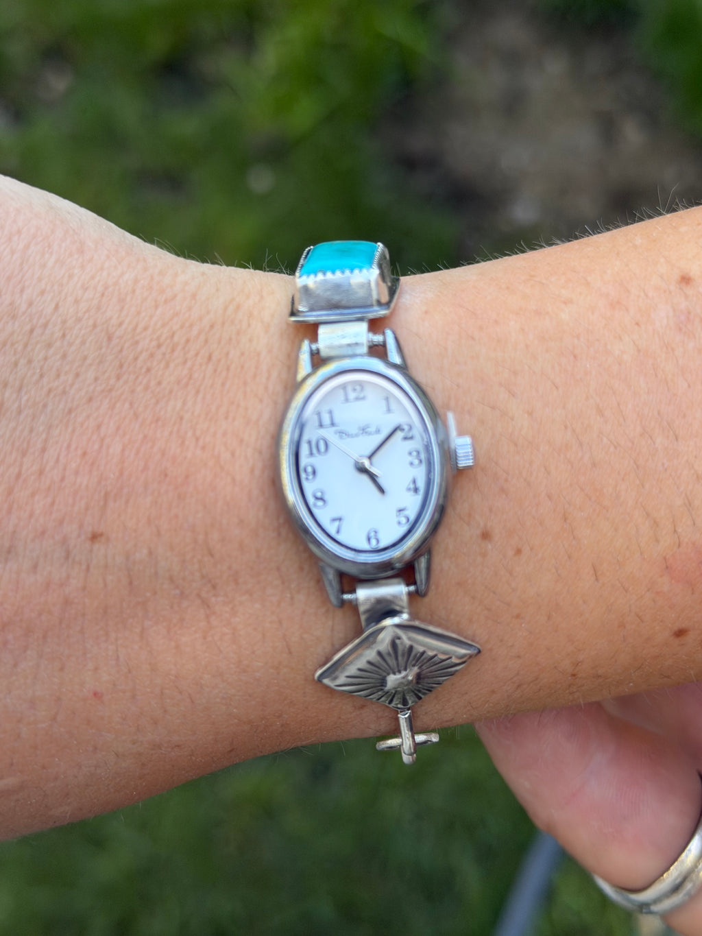 Turquoise time keeper