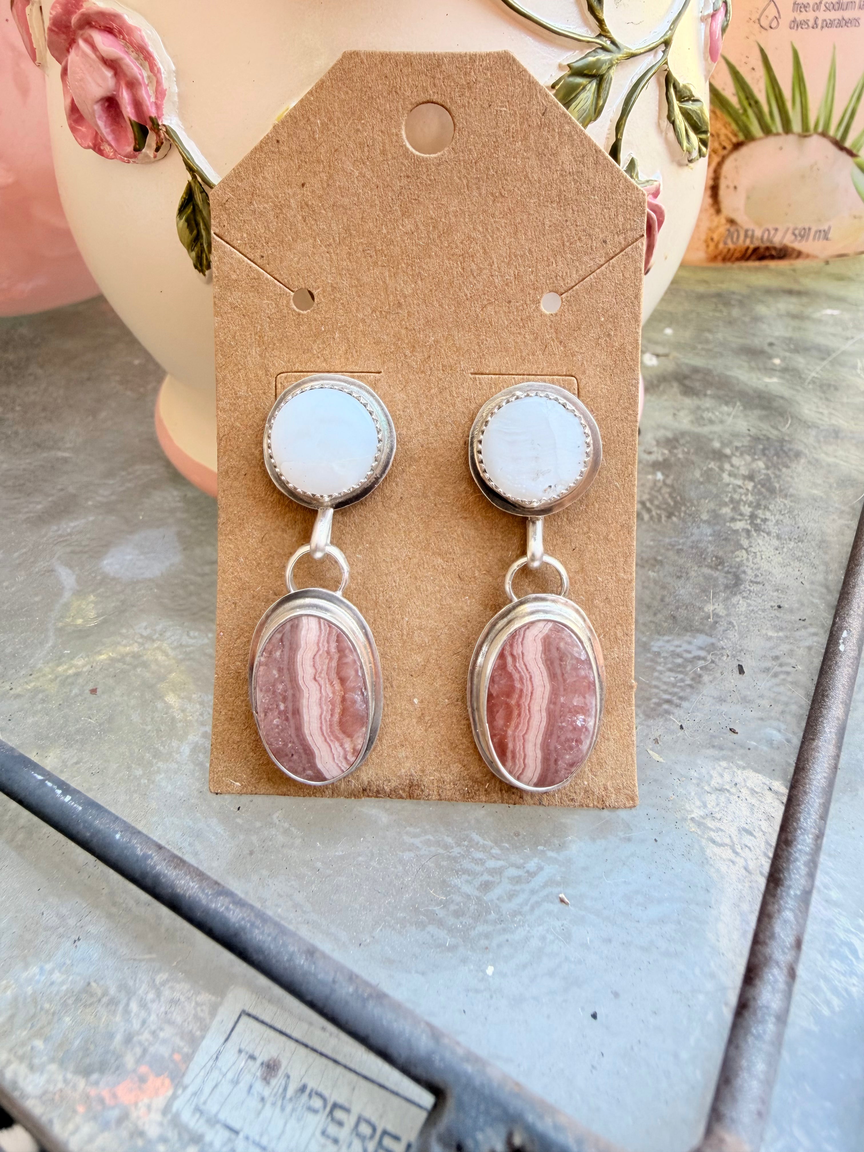 Mother of pearl and rhodochrosite studs