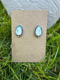 Valley view ribbon turquoise studs