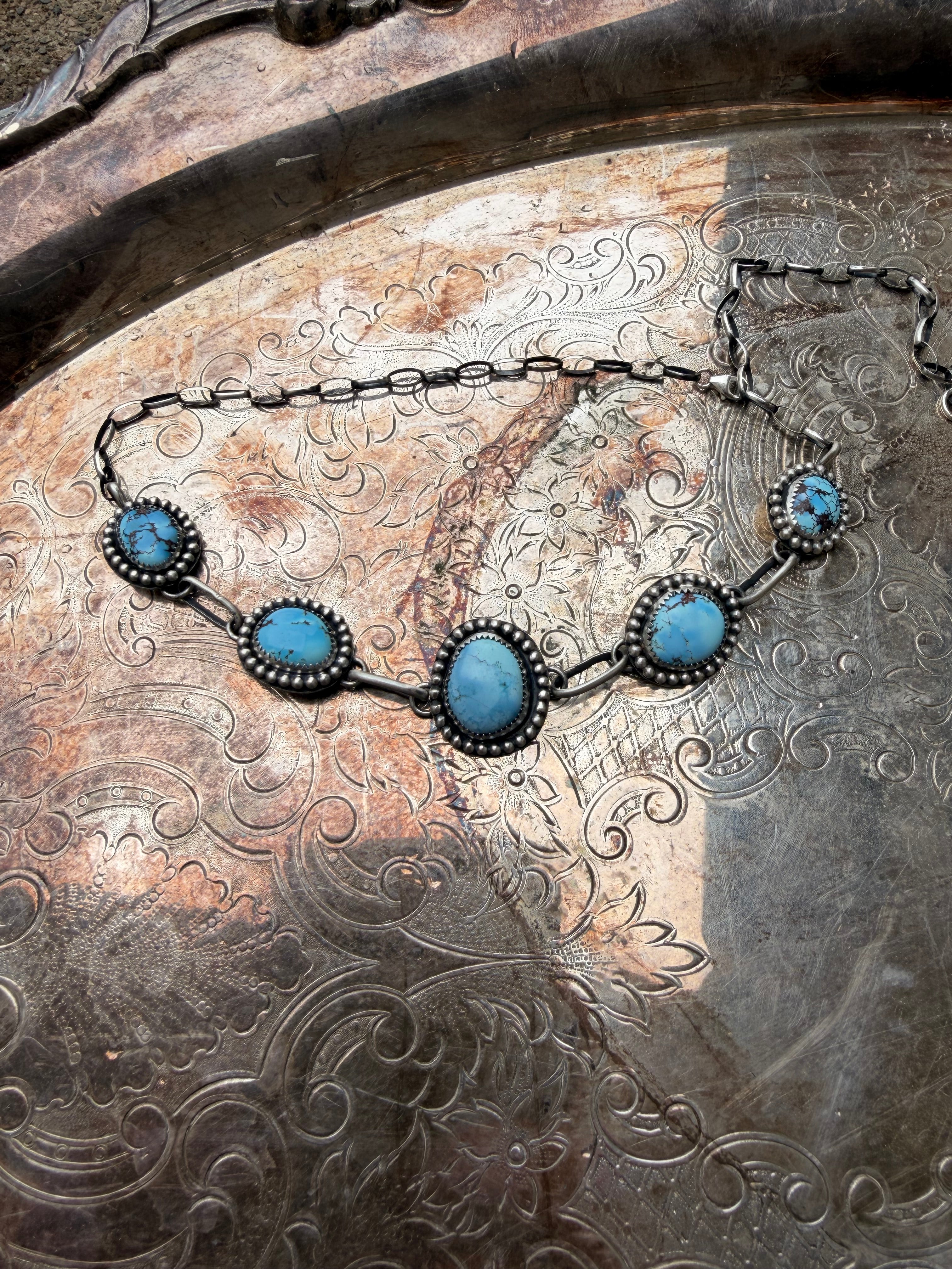 golden hills choker necklace